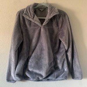 Eddie Bauer Blue Pullover!!